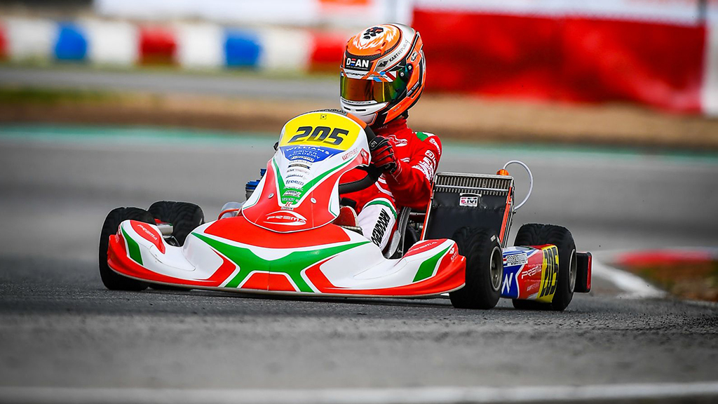 Dean Hoogendoorn wint tweede race van Europees Kampioenschap