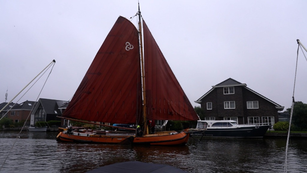 Strontrace brengt historische schepen naar Oude Wetering
