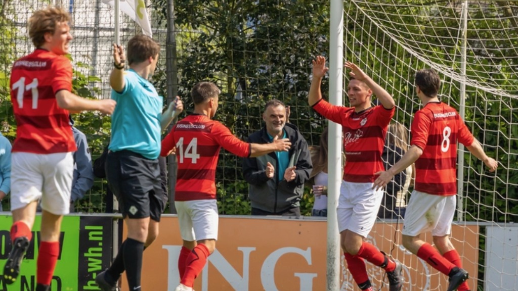 EMM’21 zeker van tweede plek en slaat eerste ronde play-offs over
